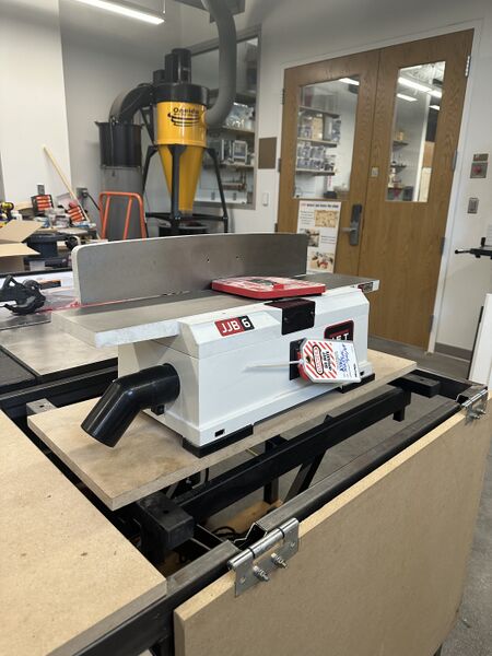 File:JET JJB6 Benchtop Jointer.jpg