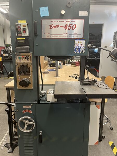 File:Vertical Bandsaw.jpg